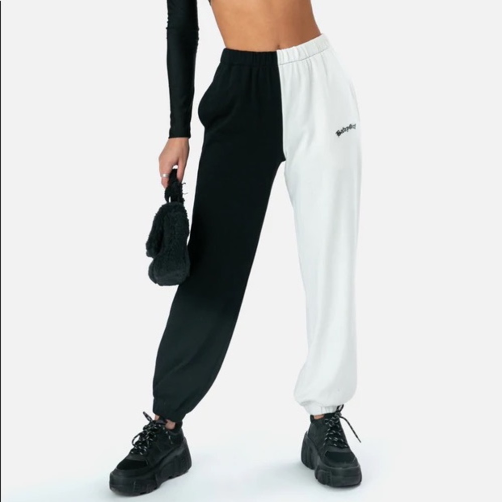 adika colorblock sweatpants